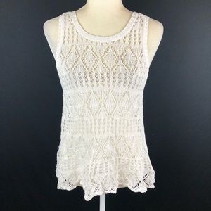 Rewind Crochet Button Back Tank